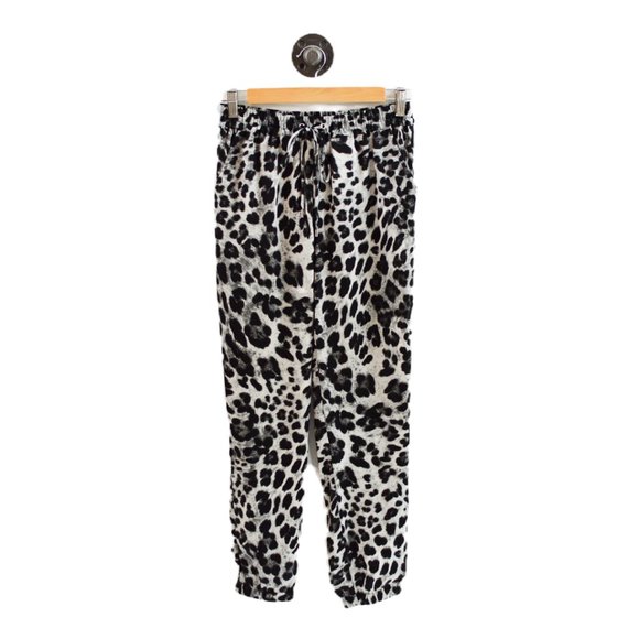 Micheal Kors Leopard Print Jogger #100-64 - Picture 1 of 3